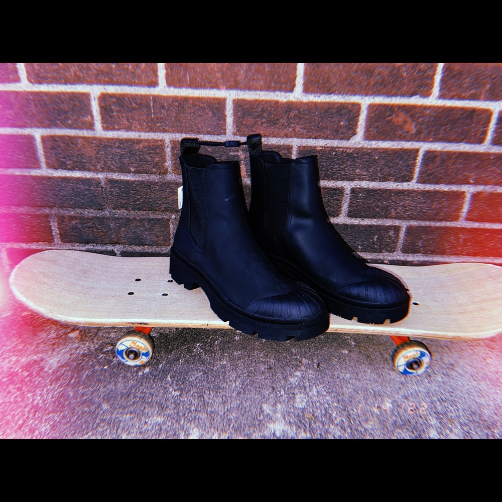 NWT Zara boots